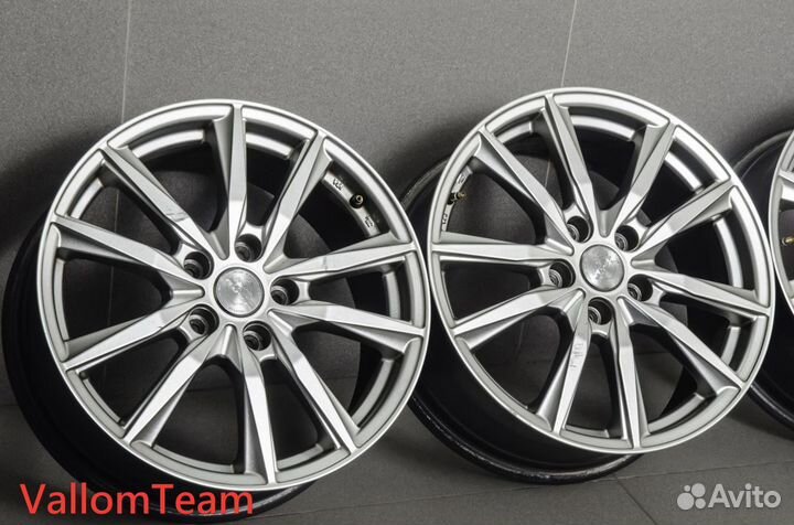 Лот UP25418520 Фирменные 17-е диски monza zack