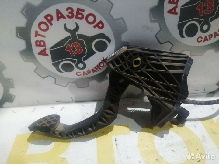 Педаль газа электронная Volkswagen Polo, 2012