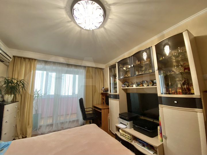 2-к. квартира, 55 м², 6/10 эт.