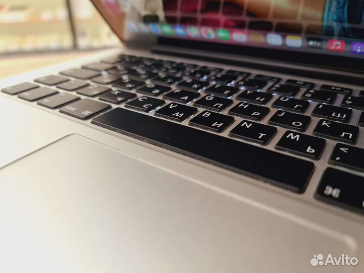 Топовый Apple MacBook Pro 13 на Core i5/8gb/256gb