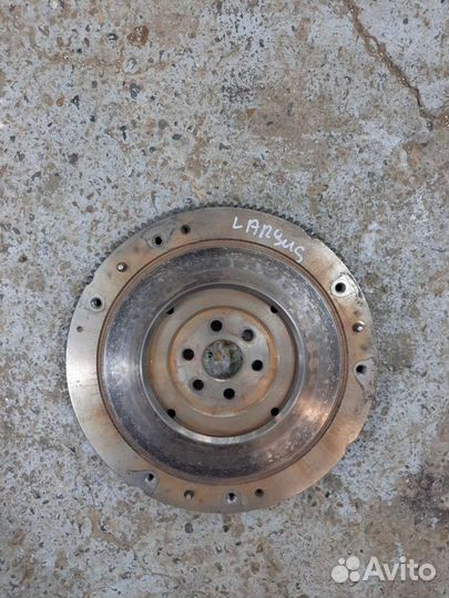 LADA largus маховик