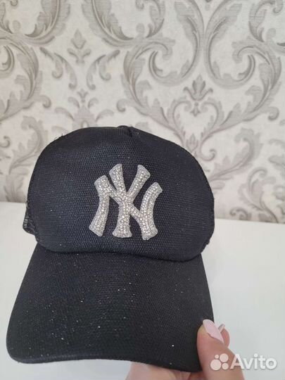 Кепка женская