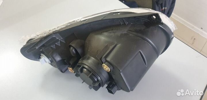 Фара левая Picanto 2008