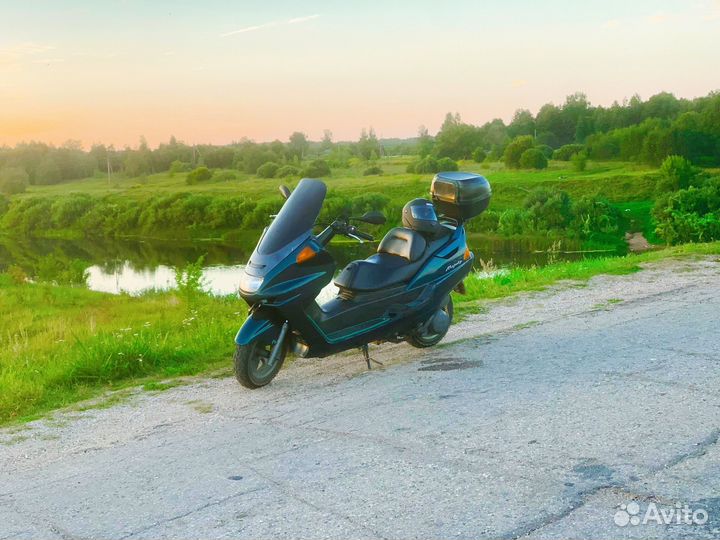 Макси скутер Yamaha Majesty 250