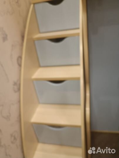 Комплекс кровать+ стол+ лестница