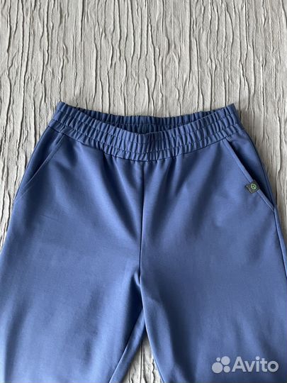 Спортивные штаны женские