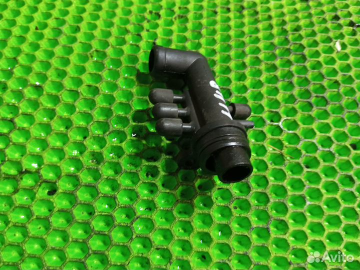 Ниппель впускного коллектора Volvo V70 Xc 1998