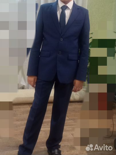 Продам костюм, туфли