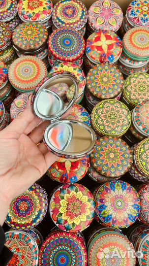 Зеркало карманное в это стиле