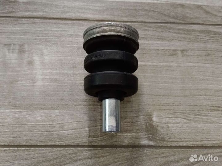 Lexus GX460 Сайлентблок передний Оригинал NEW