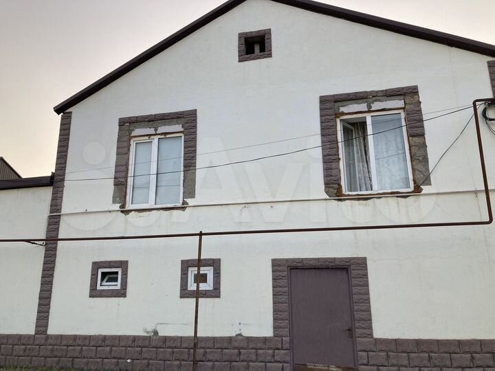 Дом 189,8 м² на участке 6 сот.