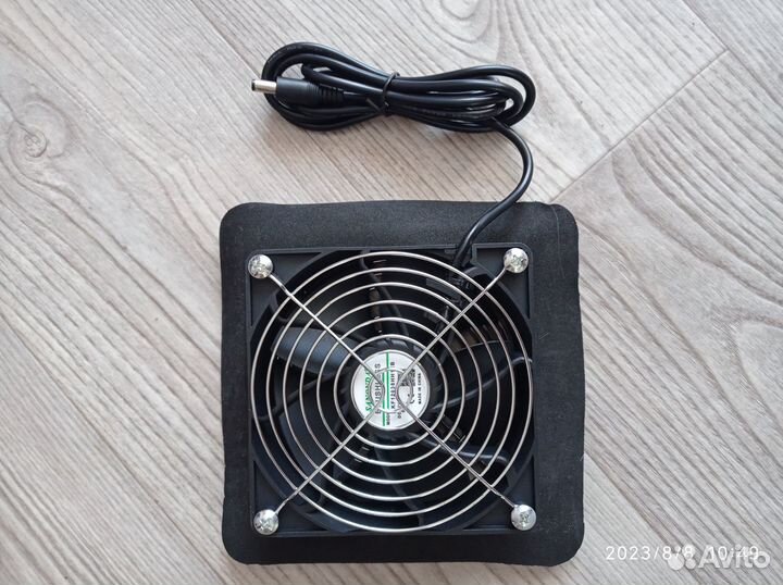 Вентилятор для надувного медведя