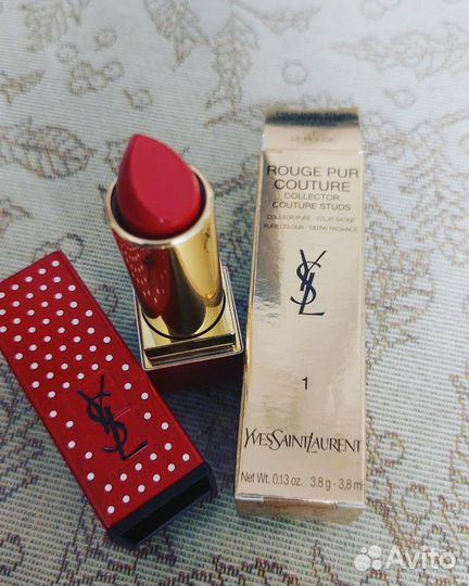 YSL помада 01 тон