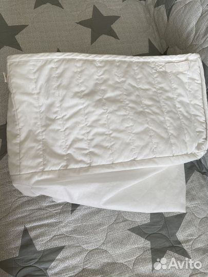 Детская кроватка с поперечным маятником