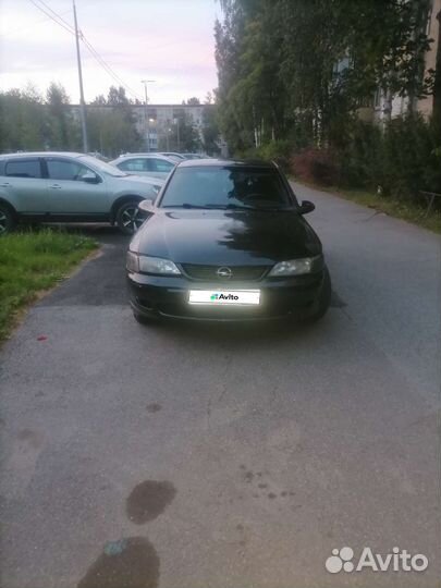 Opel Vectra 1.6 МТ, 1998, 125 000 км