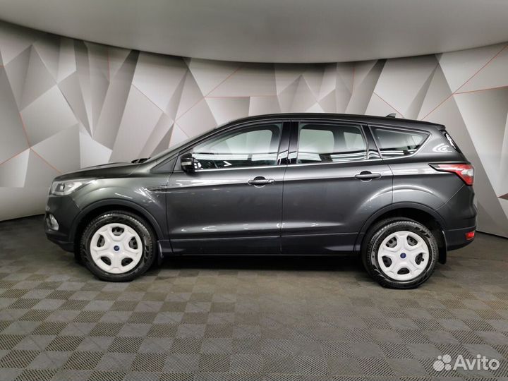Ford Kuga, 2019
