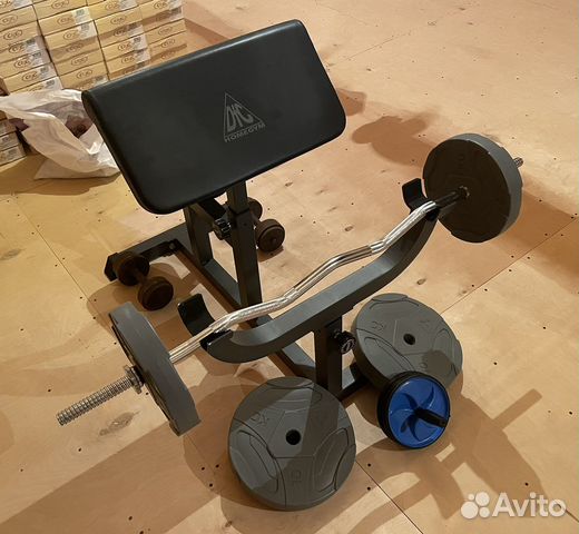Тренажер для бицепса(скамья скотта )