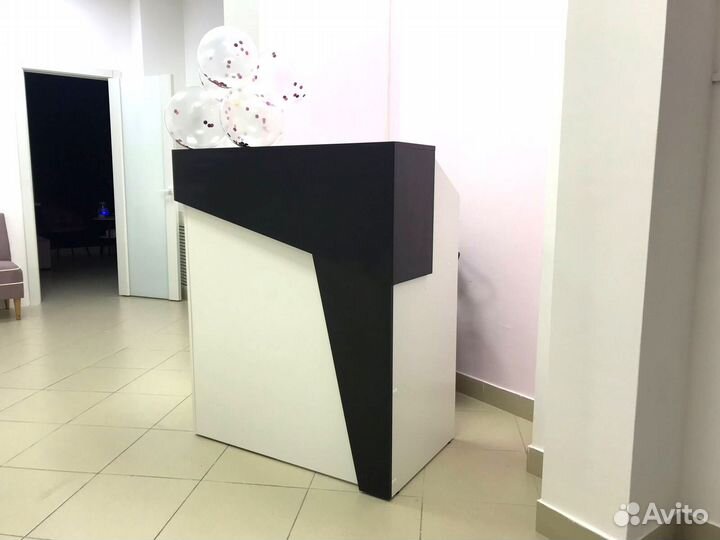 Регистрационная стойка