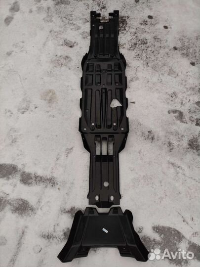 Защита днища cforce 600