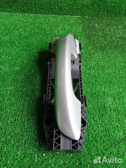 Ручка двери внешняя передняя правая Volkswagen