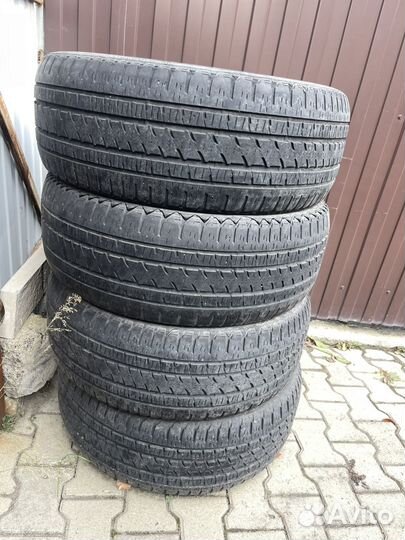 Bridgestone Dueler H/L 285/45 R22 140