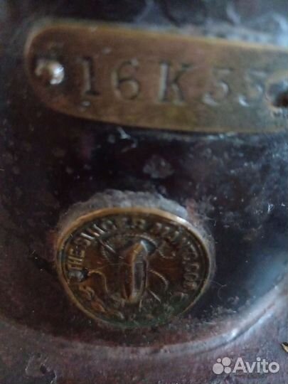 Швейная машина Зингер