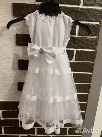 Платье на девочку
