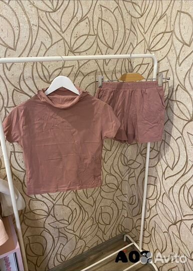 Спортивный костюм женский