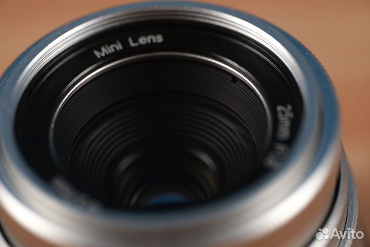 Объектив Newyi Fujifilm X FX mount 25mm F1.8 Mini