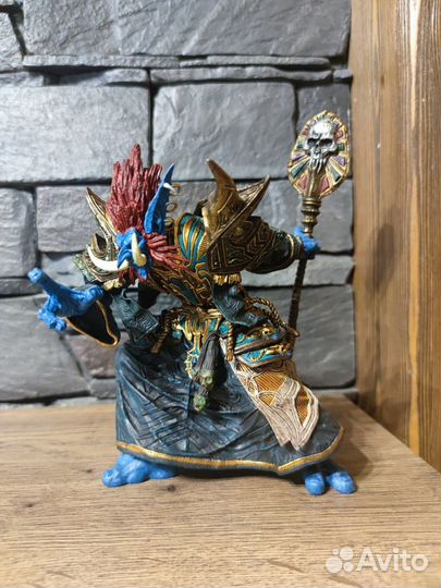 Коллекционная фигурка троль шаман из Warcraft