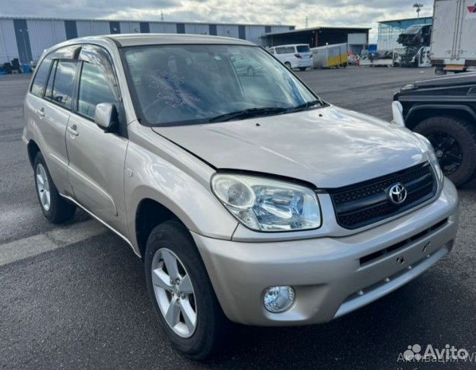 Колпак запасного колеса задний Toyota Rav4