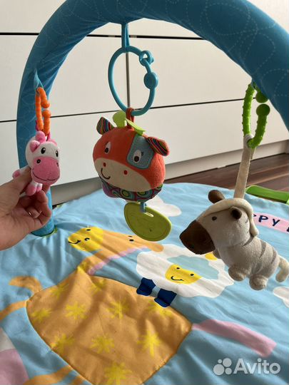 Развивающий коврик для малышей