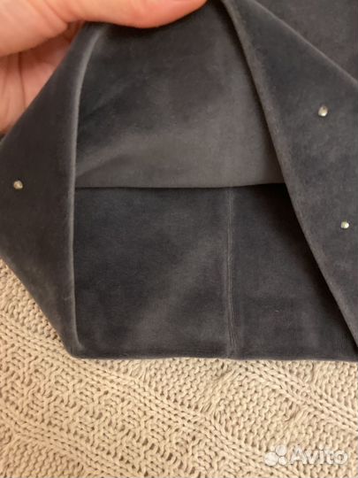 Двухслойная велюровая шапка