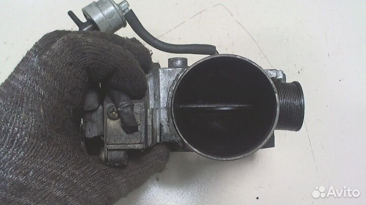 Заслонка дроссельная Toyota Land Cruiser Prado (90