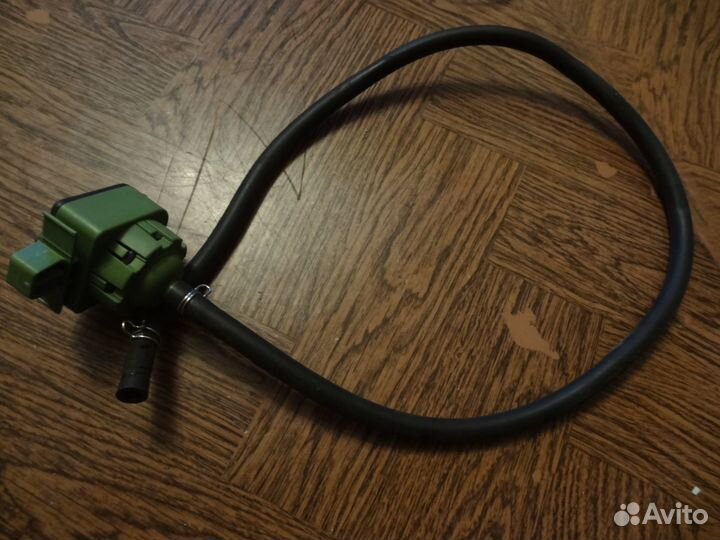 Датчик уровня воды 16002692101