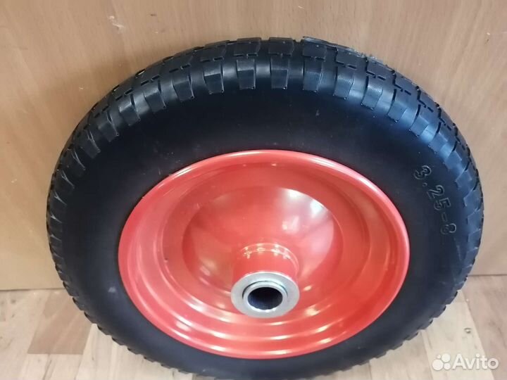 Колесо для тачки литое 3.25/8 PU (20мм)