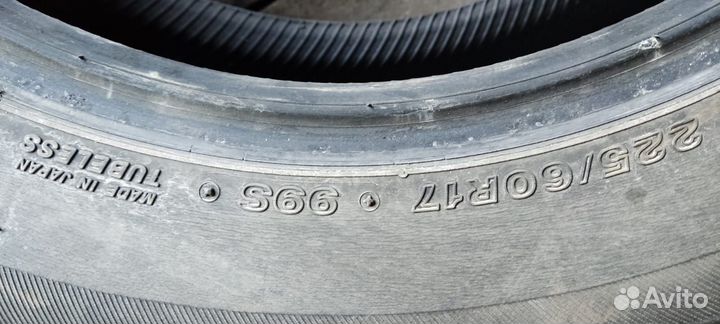 Bridgestone Blizzak VRX 225/60 R17 99S