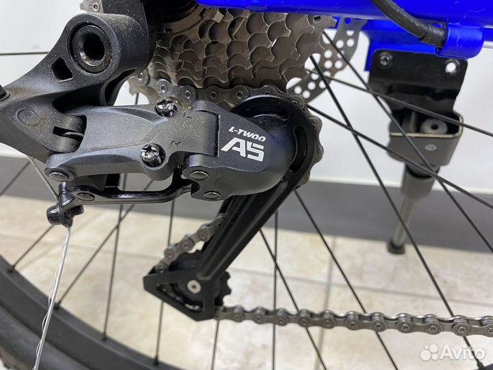 Горный велсипед алюминиевый гидравлика 27.5