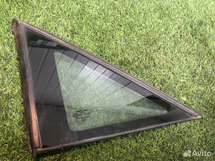 Стекло кузовное заднее левое Opel Omega A