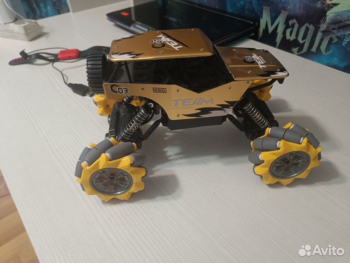 Машинка BeBoy на радиоуправлении жестами