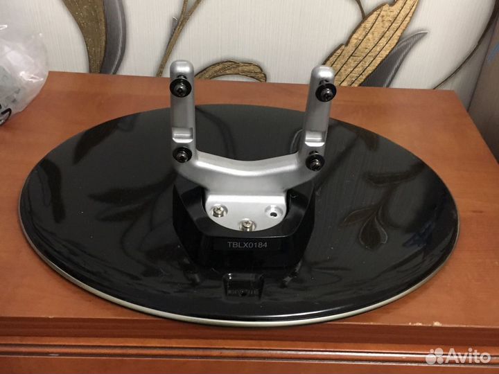 Подставка к телевизору