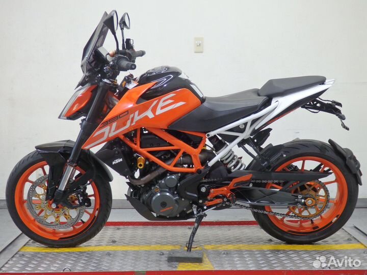 KTM 390 Duke