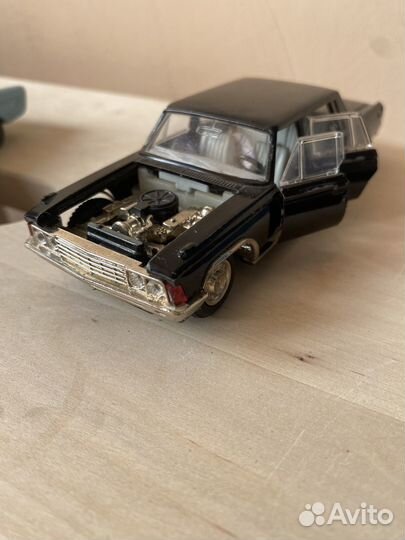 Модель автомобиля ЗИЛ 117 1:43