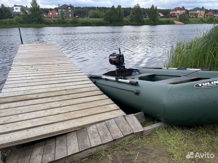 Надувная лодка с мотором