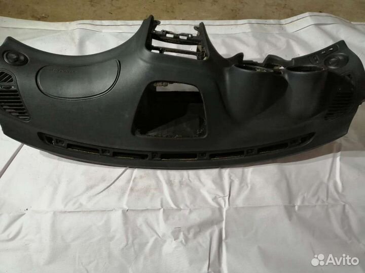 Торпедо панель Alfa Romeo 156