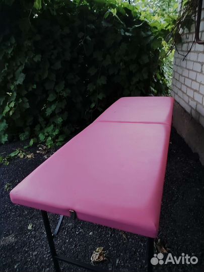 Кушетка для наращивания ресниц