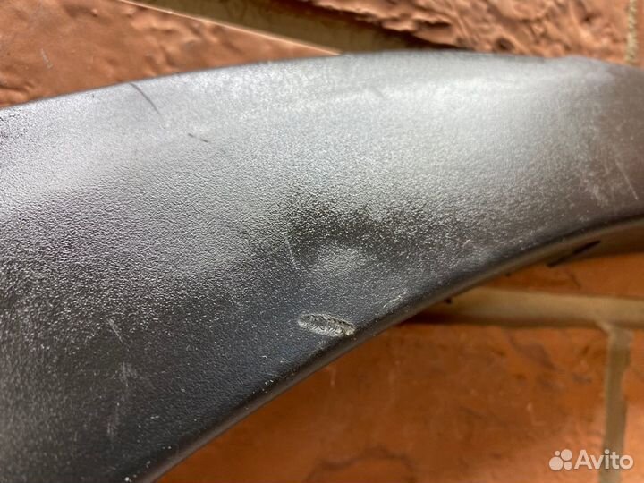 Накладка крыла заднего левого Bmw X3 E83 2004-2010