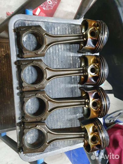 Поршень, Шатун,Пассат б7