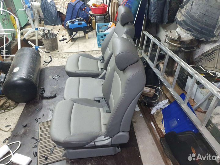 Заднее сиденье