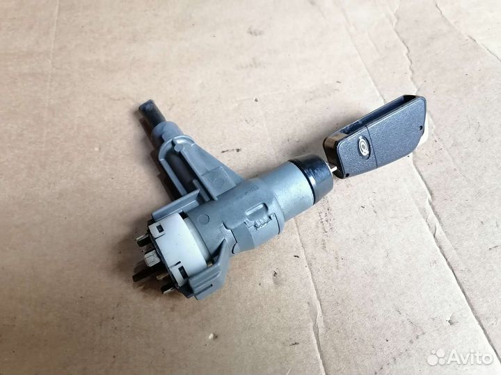 Замок зажигания Audi C3,VAG 441905863
